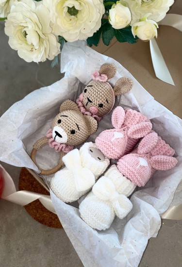 Πλεκτό Χειροποίητο Βρεφικό Σετ "Rabbit and Bear Mix"