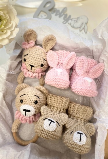 Χειροποίητο Πλεκτό Βρεφικό Σετ "Rabbit and Bear"