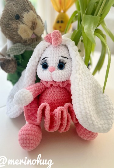 Χειροποίητο πλεκτό κουνέλι "Happy Rabbit"